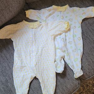 NWOT 2 piece baby footie pajamas